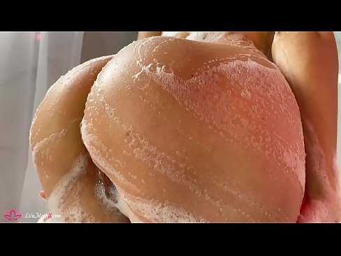 ❤️ Brunette onanerar fittan med vibrator till intensiv orgasm i duschen Sluts at us ❌️❤